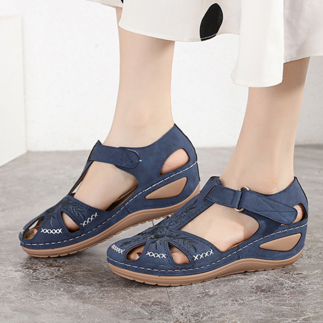 Airfleek Great Arch Support Closed Toe Sandals With Retro Floral