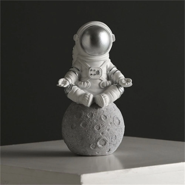 Lismali Home and Decor Astronaut Figurines Set For Home Decor And Ornament Gifts