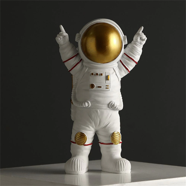 Lismali Home and Decor Astronaut Figurines Set For Home Decor And Ornament Gifts