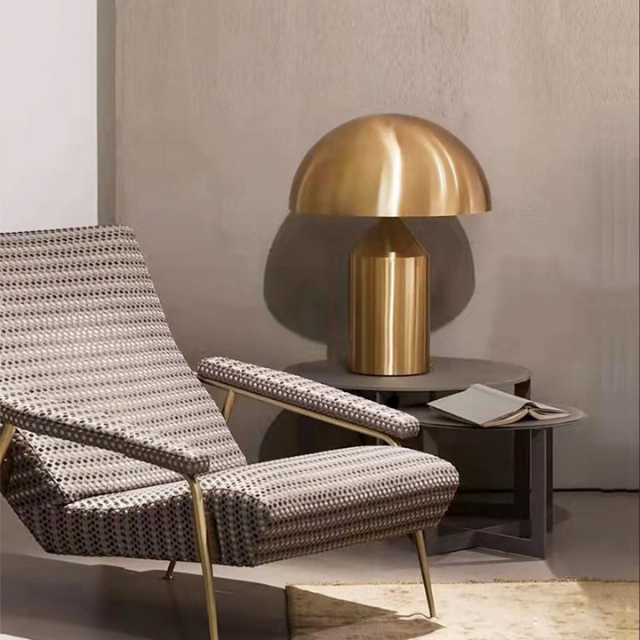 Lismali Home and Decor Comet Retro Table Lamp