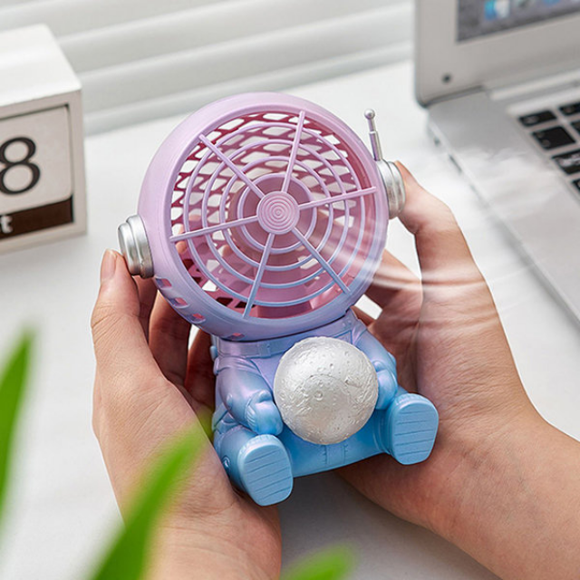 Lismali Home and Decor Mini Fan - Portable Astronaut Led Night Light Fan