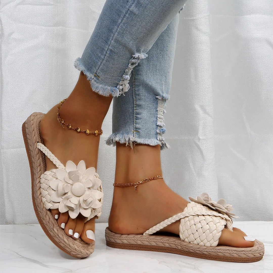 Lismali Flower Flat Flip Flops