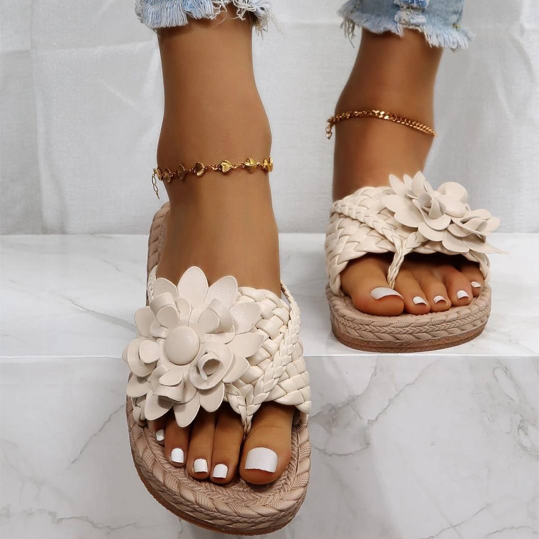 Lismali Flower Flat Flip Flops
