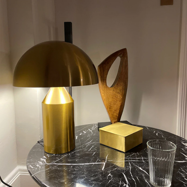 Lismali Home and Decor Comet Retro Table Lamp
