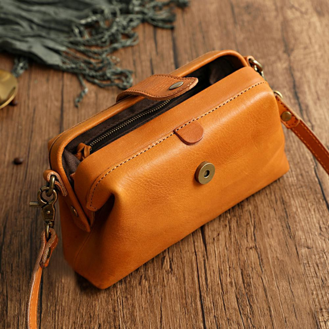 Dr Bag Vintage Leather Crossbody Bag