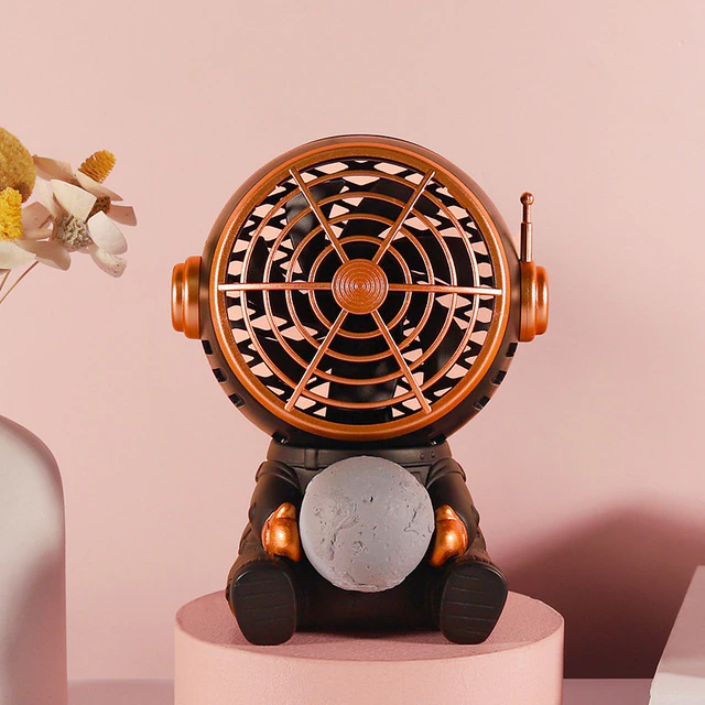 Lismali Home and Decor Mini Fan - Portable Astronaut Led Night Light Fan